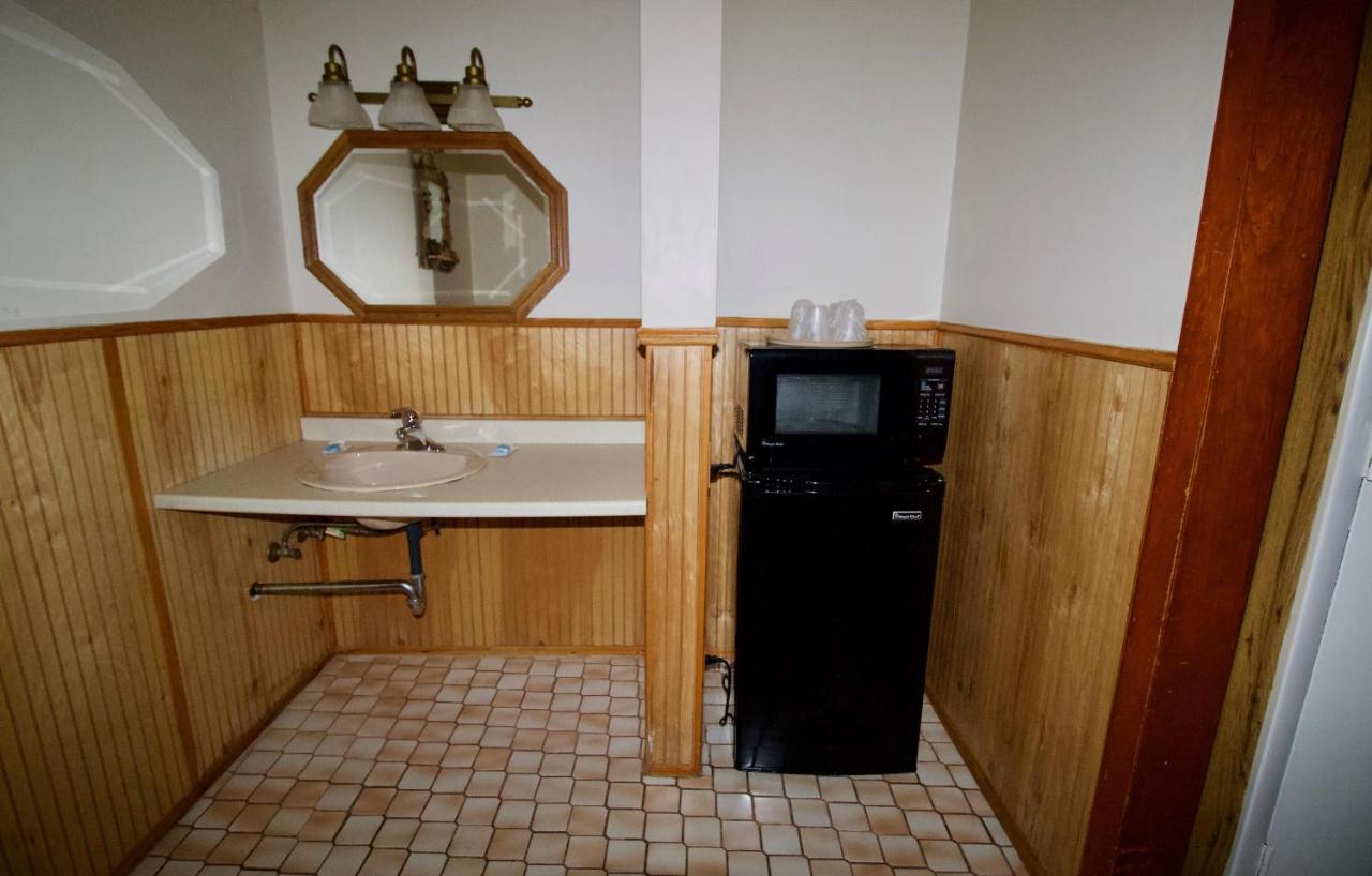 Oakdell Motel Waterford Ct Zewnętrze zdjęcie