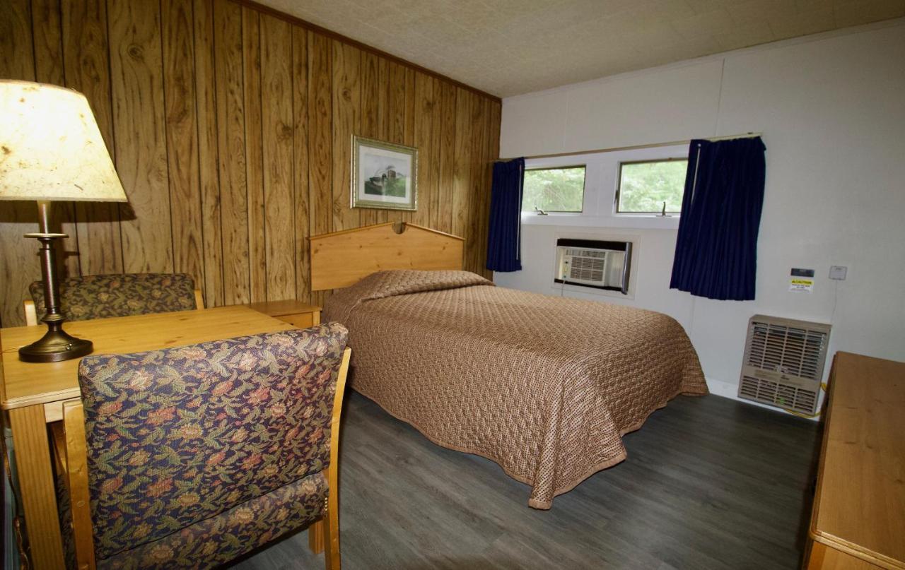 Oakdell Motel Waterford Ct Zewnętrze zdjęcie
