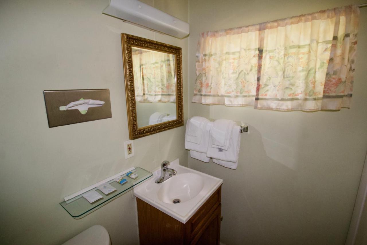Oakdell Motel Waterford Ct Zewnętrze zdjęcie