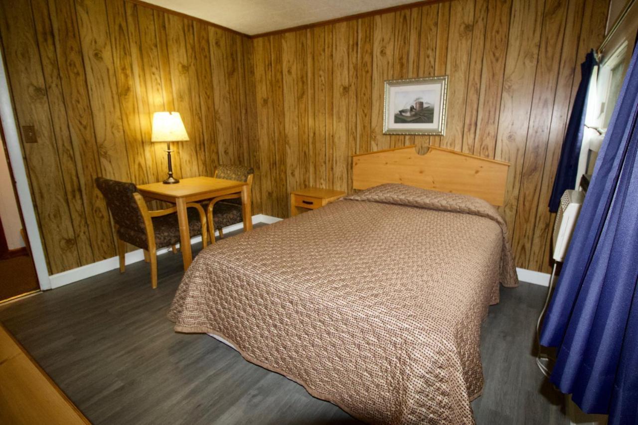 Oakdell Motel Waterford Ct Zewnętrze zdjęcie