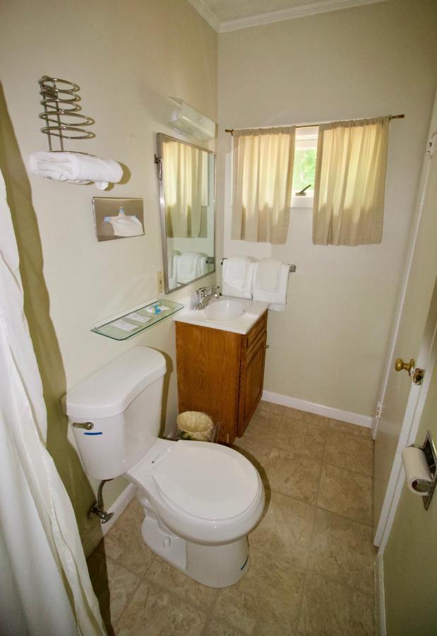 Oakdell Motel Waterford Ct Zewnętrze zdjęcie